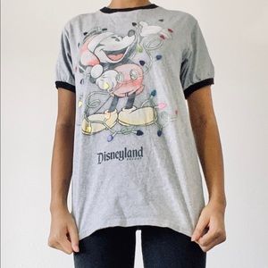 Disney: Christmas Mickey Disneyland top